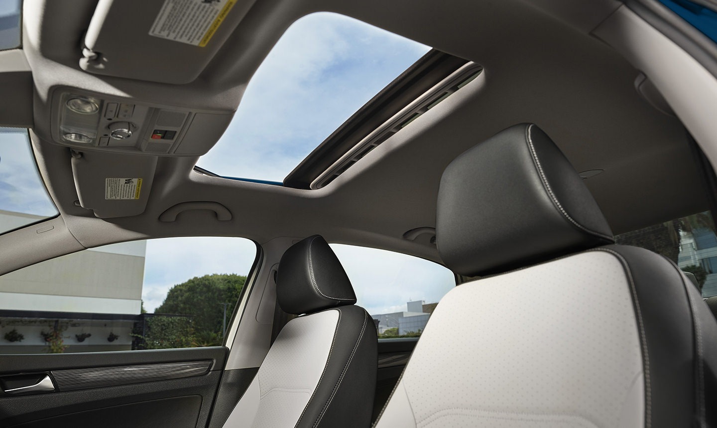 2021 Volkswagen Passat Interior